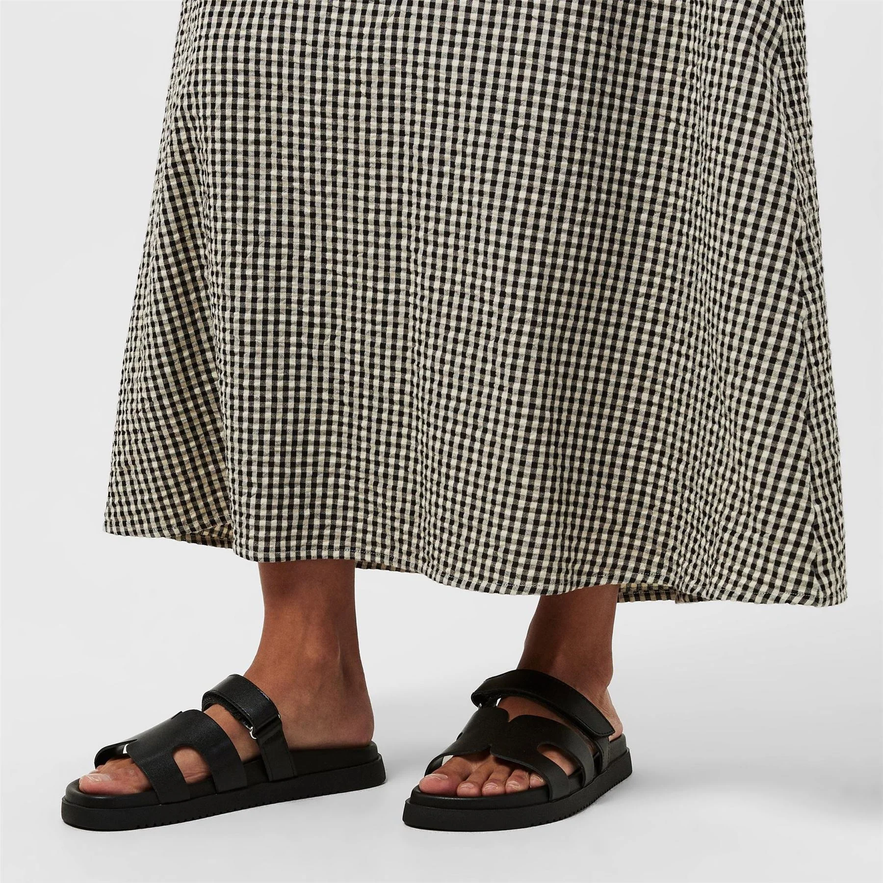 Steve Madden Textured Open Toe Slide Sandals - Image 26