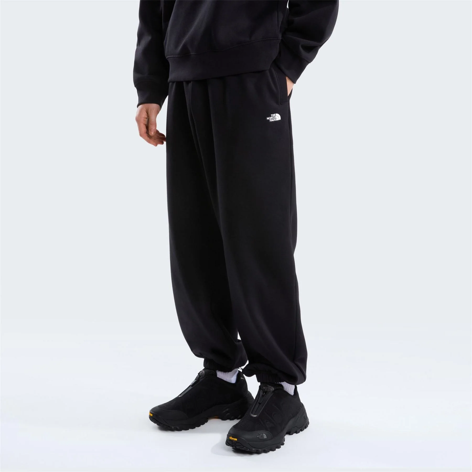 The North Face Mens Relax Simple Dome Jogger - Image 3