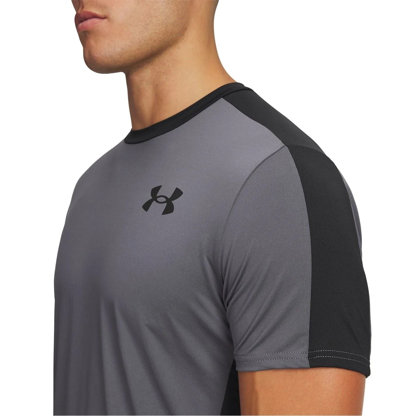 Under Armour Hg Wordmark Short Sleeve Performance Gym Top - Image 5