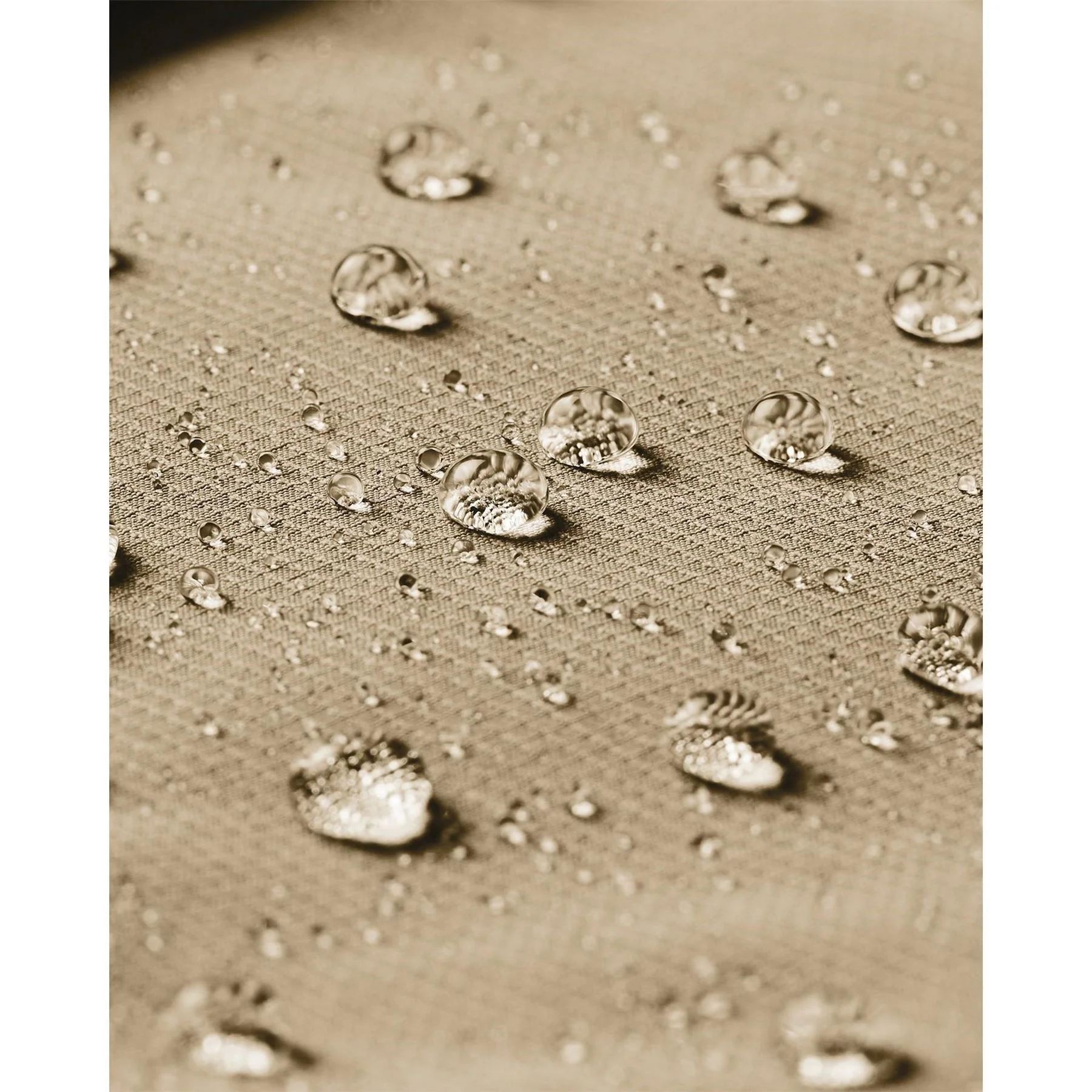 Under Armour Mission Solid Patterned Softshell Jacket with Chest Pocket - Image 6