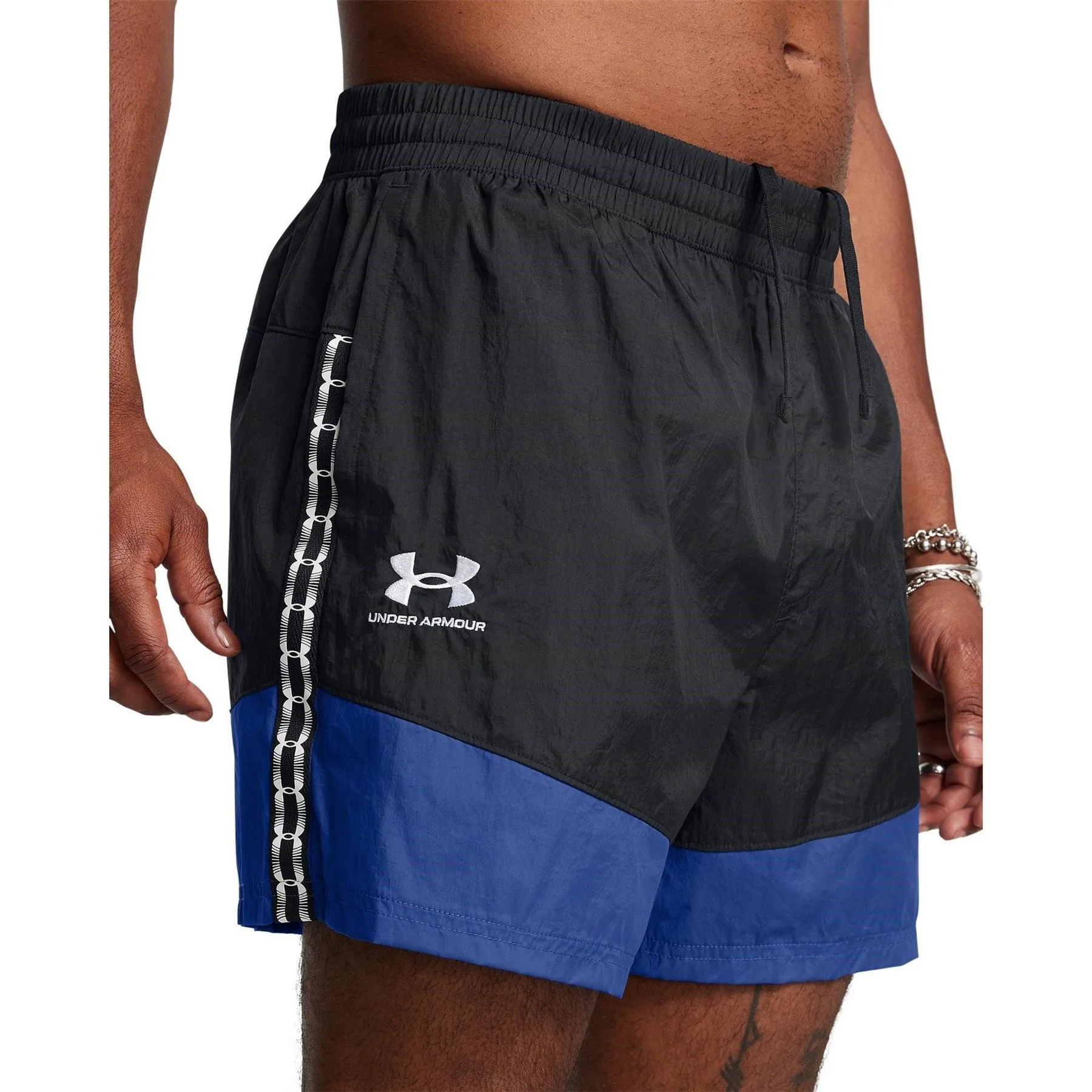 Under Armour Terrace Soccer Bermuda Shorts with Elasticated Waistband - Image 23