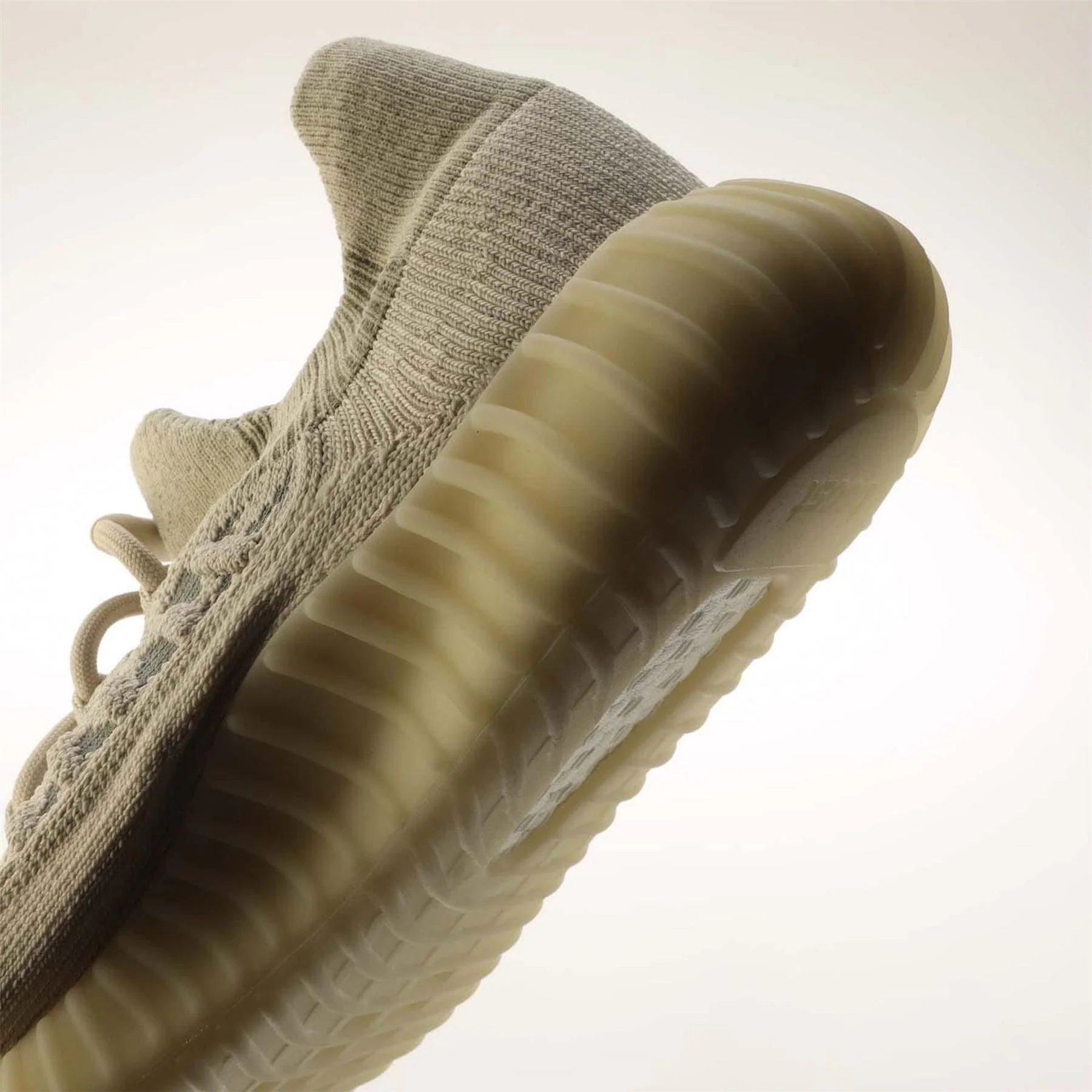 Yeezy 350 V2 Cmpct Trainers - Image 6